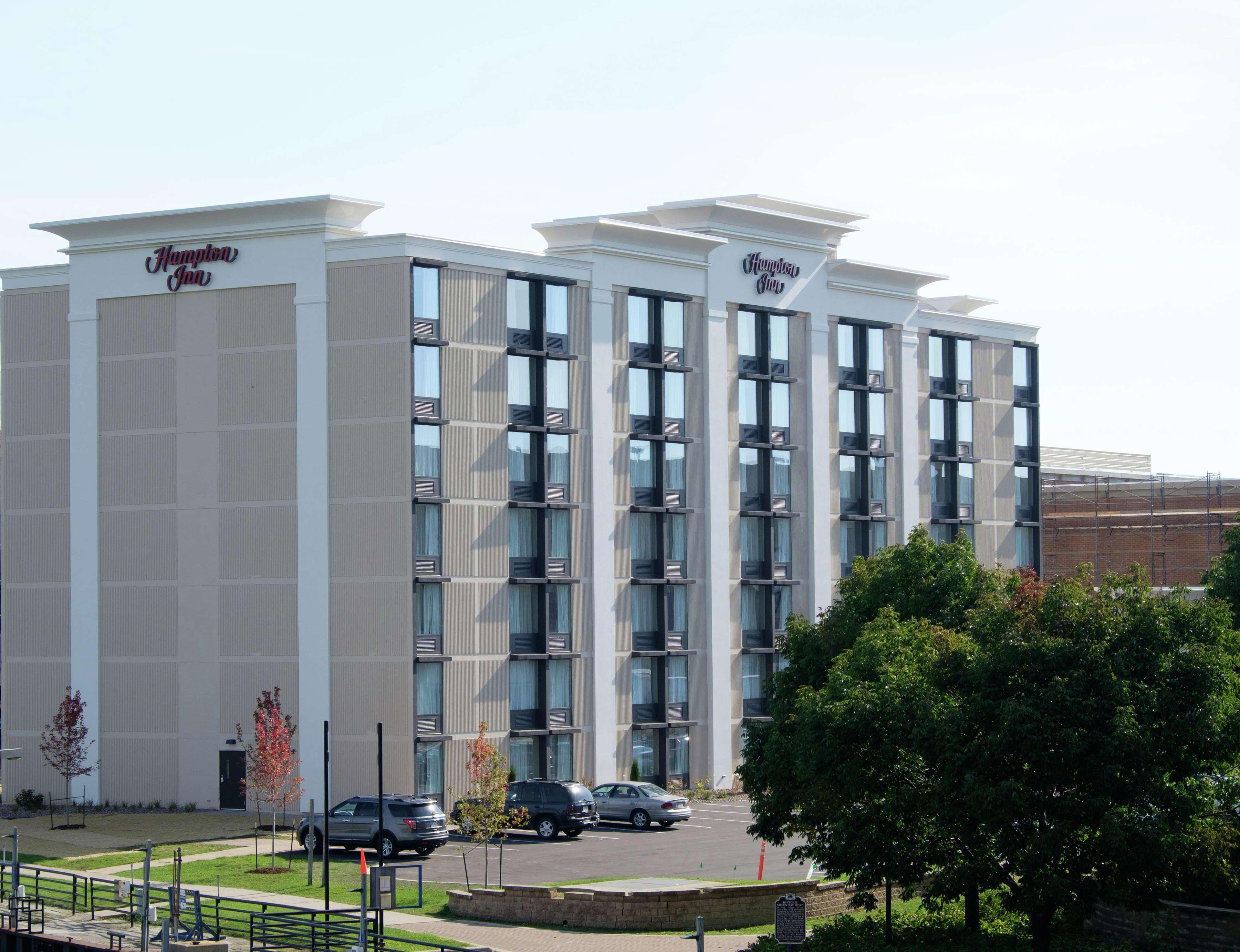 Hampton Inn Green Bay Downtown Exterior foto